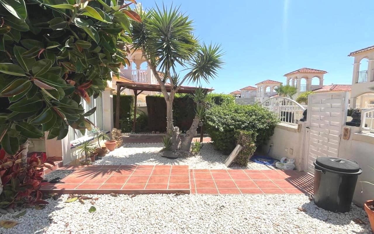 3 soverom Villa til salgs i Lo Crispin med svømmebasseng garasje - € 215 000 (Ref: 9175534)