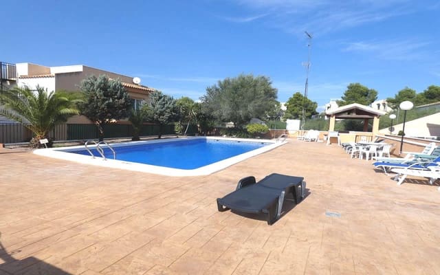 2 quarto Casa em Banda para venda em Algorfa com piscina garagem - 169 995 € (Ref: 9177574)