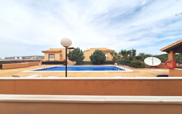 2 quarto Casa em Banda para venda em Algorfa com piscina garagem - 169 995 € (Ref: 9177574)