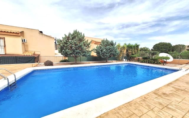 2 quarto Casa em Banda para venda em Algorfa com piscina garagem - 169 995 € (Ref: 9177574)