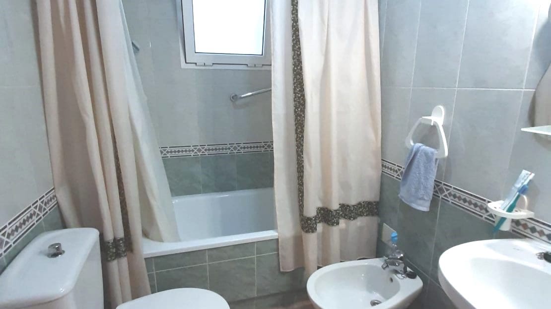 2 soveværelse Lejlighed til salg i Torrevieja med swimmingpool garage - € 135.000 (Ref: 9189880)