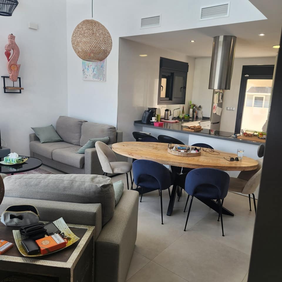 3 soverom Villa til salgs i Daya Vieja med svømmebasseng garasje - € 399 000 (Ref: 9197230)