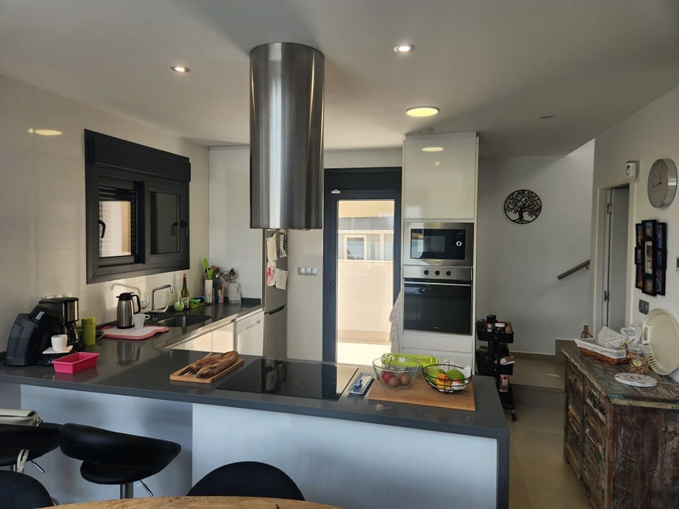 3 soverom Villa til salgs i Daya Vieja med svømmebasseng garasje - € 399 000 (Ref: 9197230)