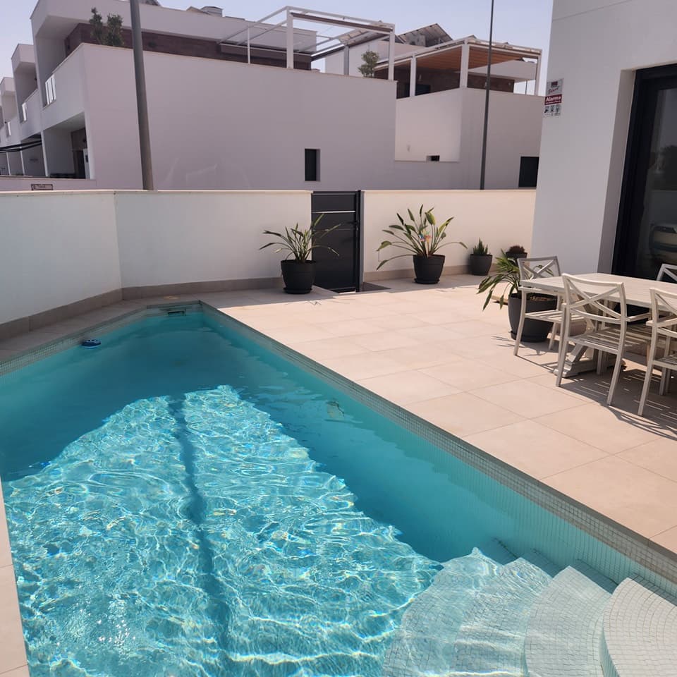 3 soverom Villa til salgs i Daya Vieja med svømmebasseng garasje - € 399 000 (Ref: 9197230)