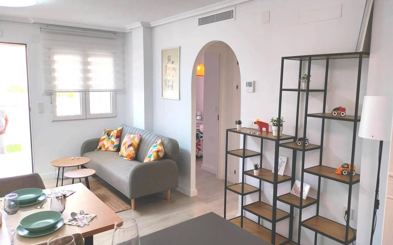 2 soveværelse Lejlighed til salg i La Zenia med swimmingpool garage - € 205.900 (Ref: 9201793)