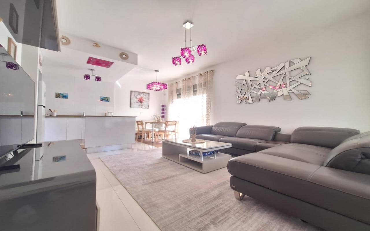 3 camera da letto Villa in vendita in Ciudad Quesada con piscina garage - 310.000 € (Rif: 9203331)