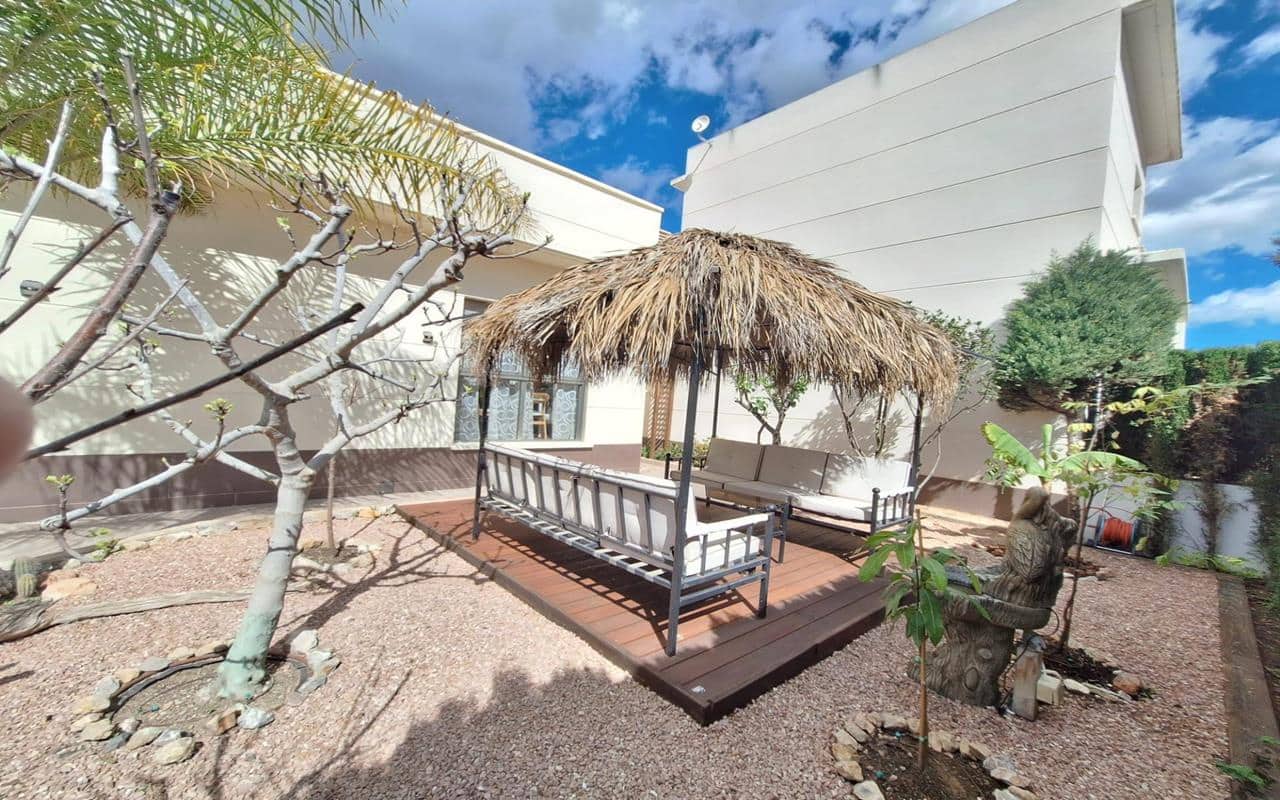 3 camera da letto Villa in vendita in Ciudad Quesada con piscina garage - 310.000 € (Rif: 9203331)