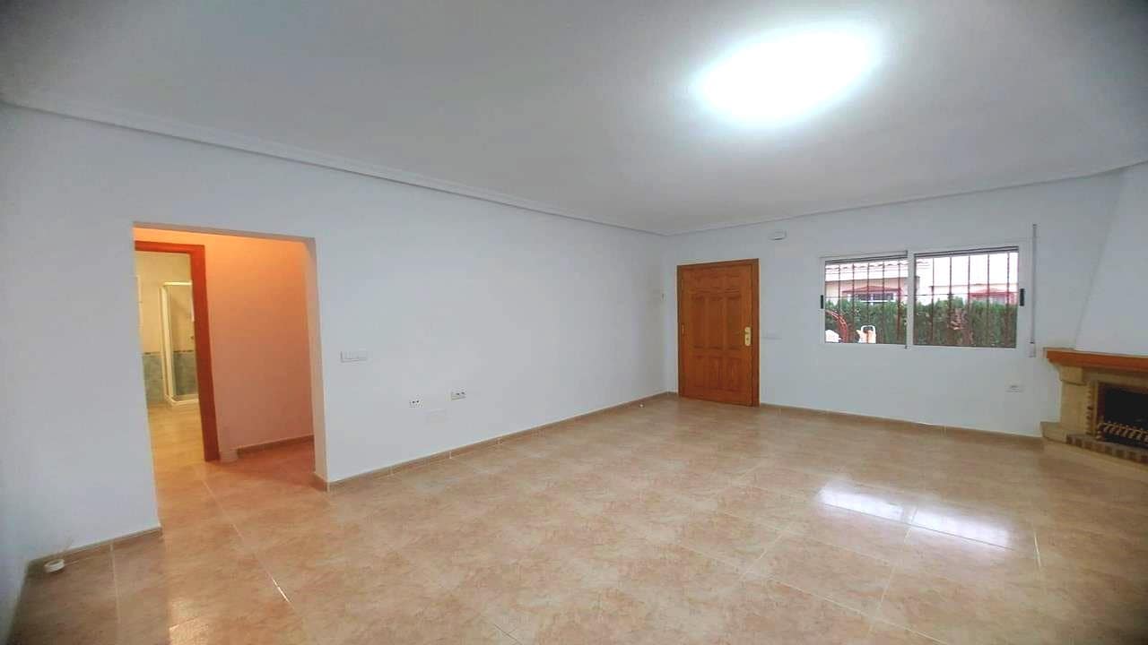 3 camera da letto Villa in vendita in Algorfa con piscina garage - 175.000 € (Rif: 9204029)