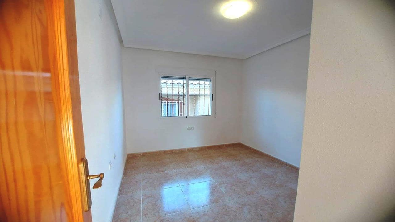 3 camera da letto Villa in vendita in Algorfa con piscina garage - 175.000 € (Rif: 9204029)