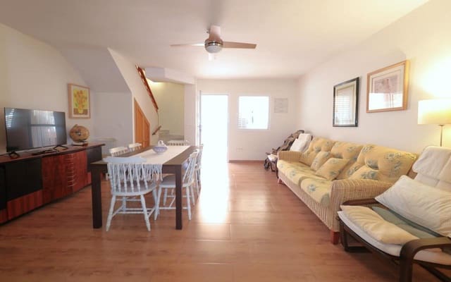 3 soverom Hus til salgs i Torrevieja med garasje - € 255 000 (Ref: 9205313)