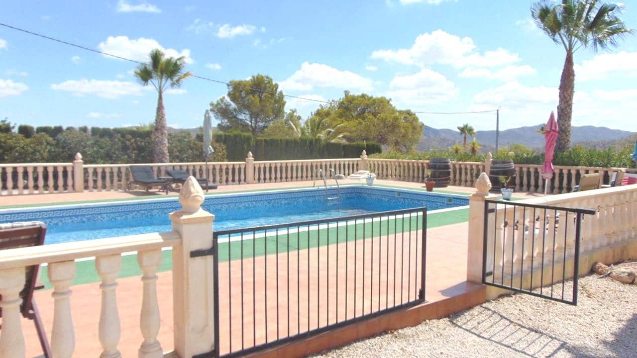 3 sovrum Finca/Hus på landet till salu i Macisvenda med pool garage - 349 995 € (Ref: 9208895)