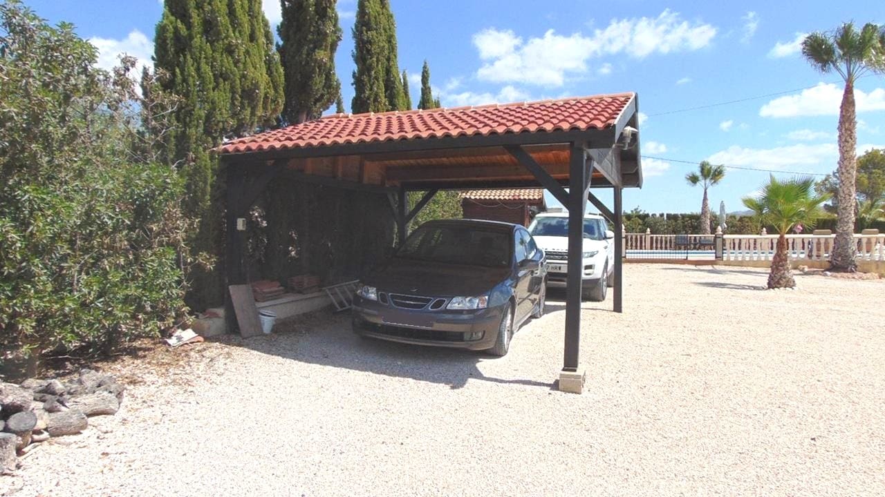 3 sovrum Finca/Hus på landet till salu i Macisvenda med pool garage - 349 995 € (Ref: 9208895)