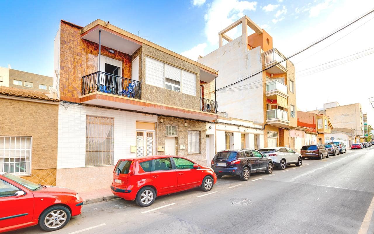3 quarto Apartamento para venda em Torrevieja - 144 995 € (Ref: 9273166)