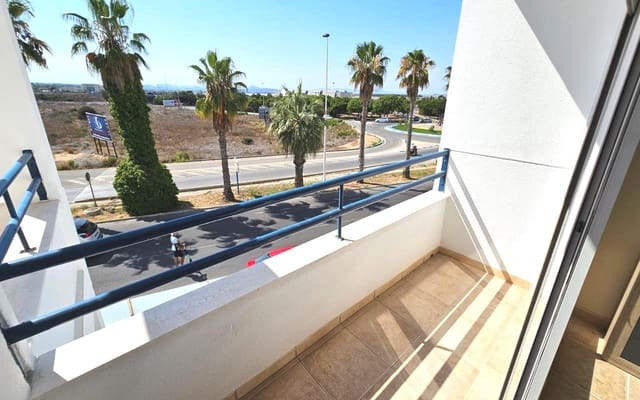2 bedroom Apartment for sale in Torrevieja with pool garage - € 215,000 (Ref: 9275338)