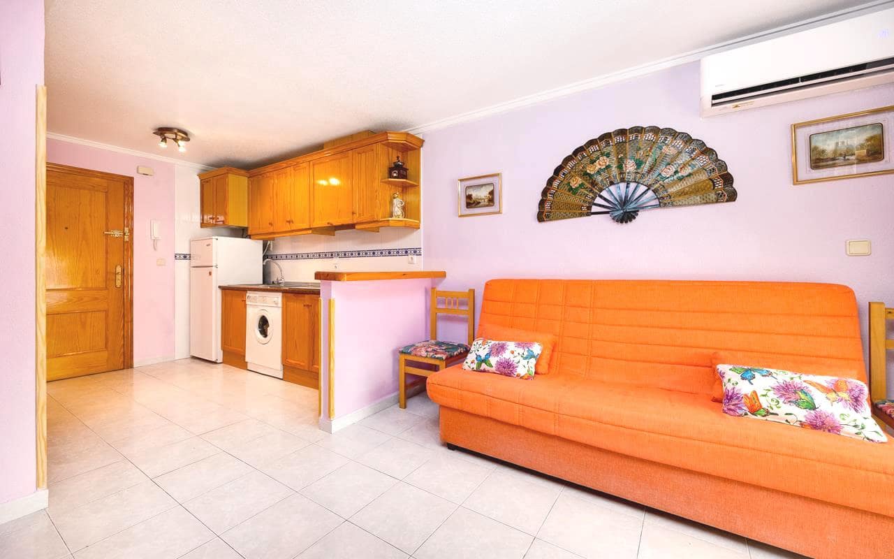 Studio til salgs i Torrevieja - € 79 995 (Ref: 9283041)