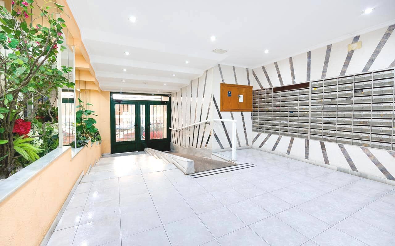 Studio til salgs i Torrevieja - € 79 995 (Ref: 9283041)