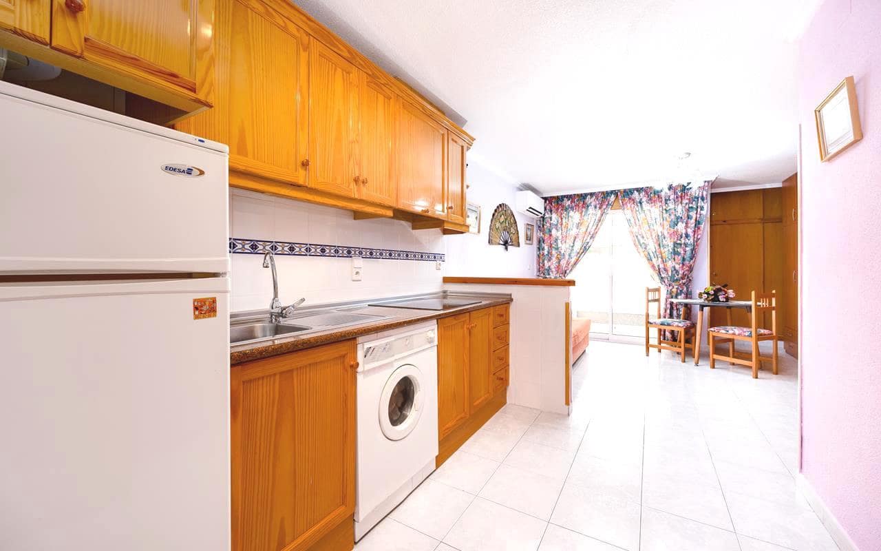 Studio til salgs i Torrevieja - € 79 995 (Ref: 9283041)