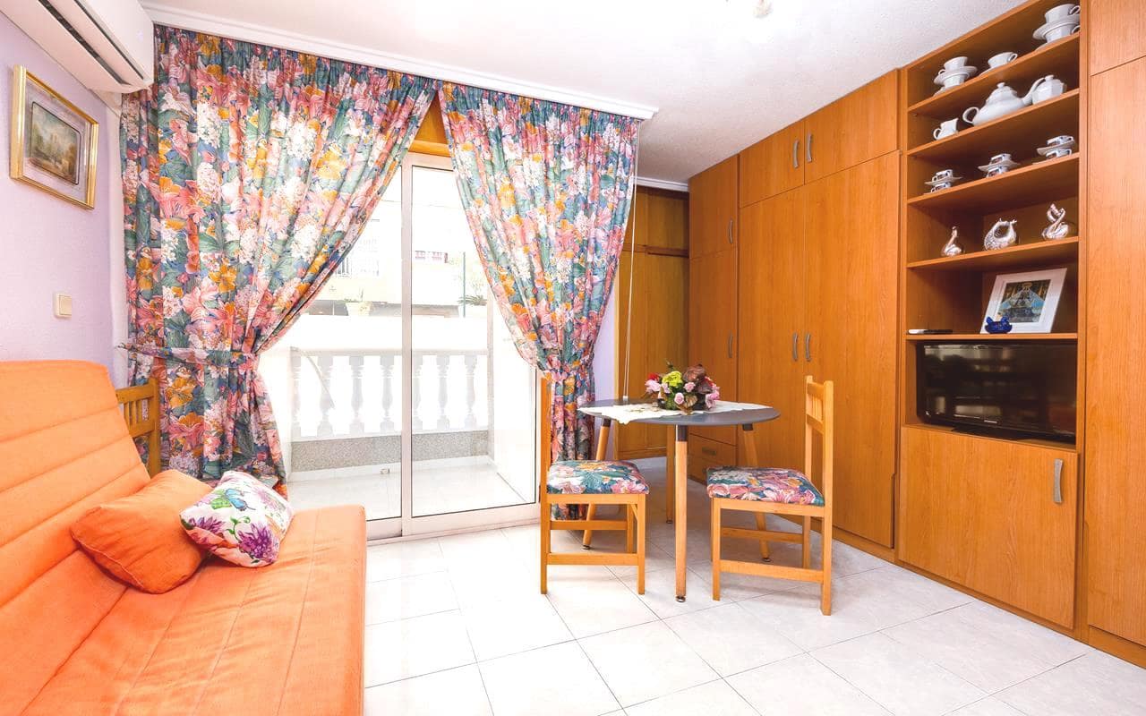 Studio til salgs i Torrevieja - € 79 995 (Ref: 9283041)