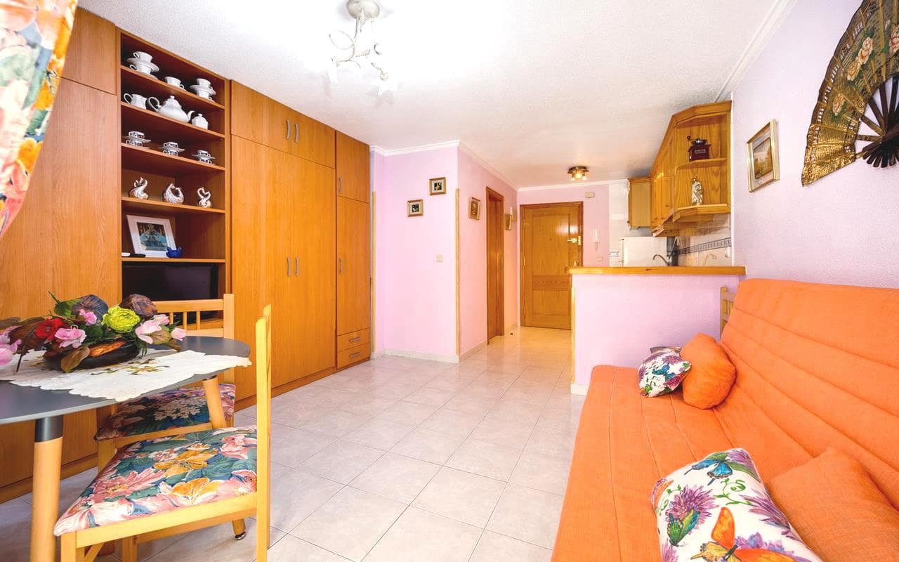 Studio til salgs i Torrevieja - € 79 995 (Ref: 9283041)