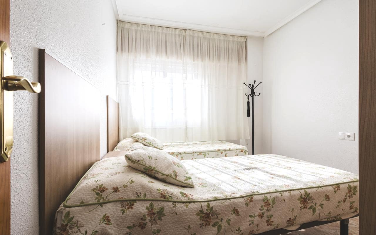 2 soveværelse Penthouse til salg i Torrevieja med garage - € 149.500 (Ref: 9283461)