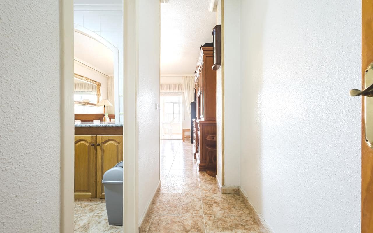 2 soveværelse Penthouse til salg i Torrevieja med garage - € 149.500 (Ref: 9283461)