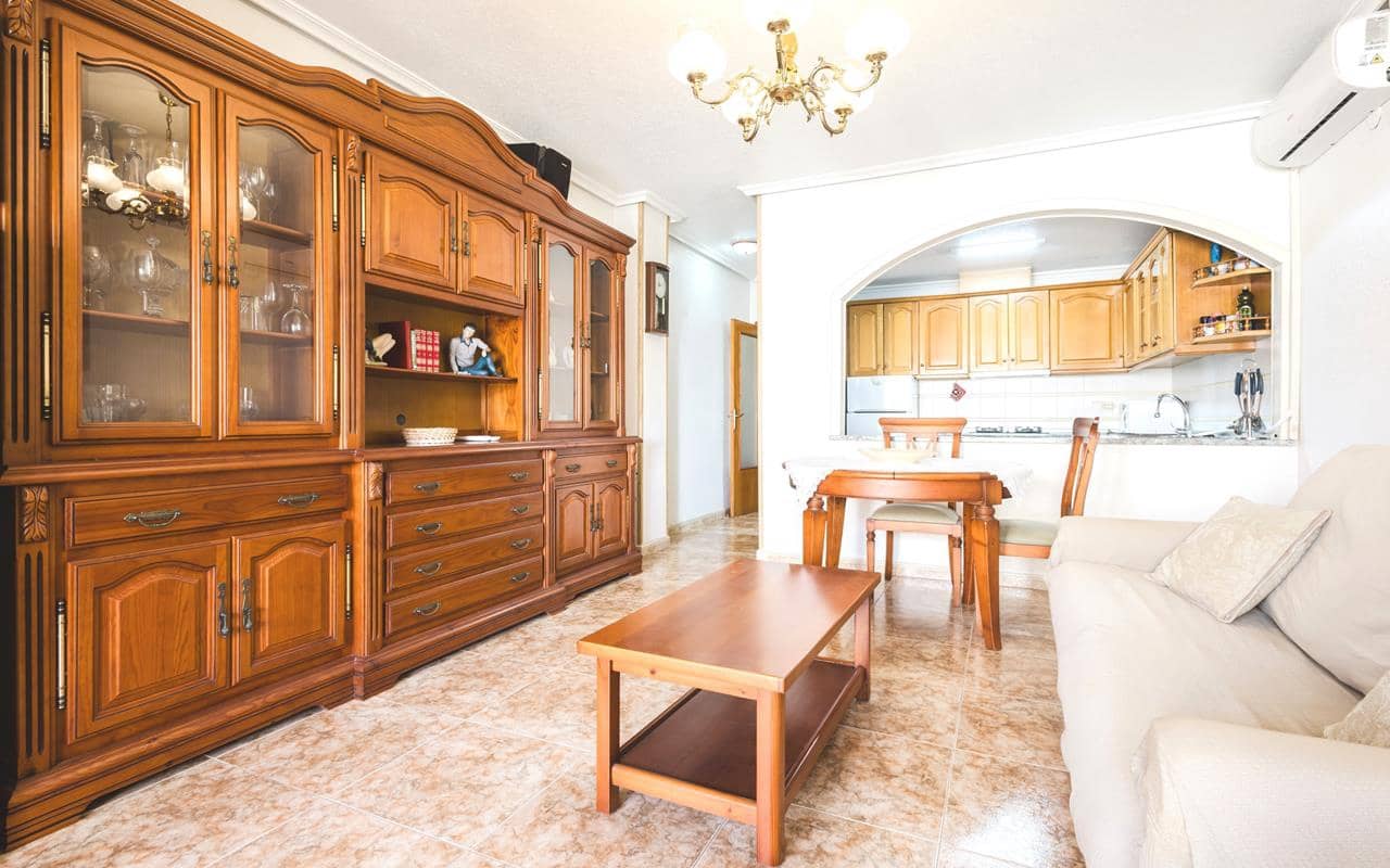 2 soveværelse Penthouse til salg i Torrevieja med garage - € 149.500 (Ref: 9283461)