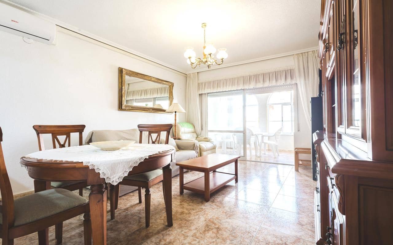 2 soveværelse Penthouse til salg i Torrevieja med garage - € 149.500 (Ref: 9283461)