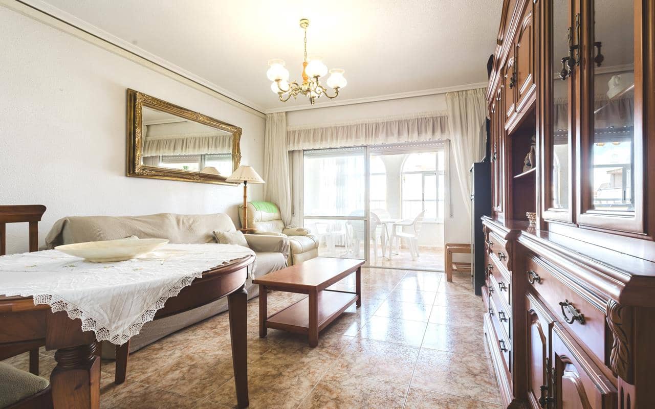 2 soveværelse Penthouse til salg i Torrevieja med garage - € 149.500 (Ref: 9283461)