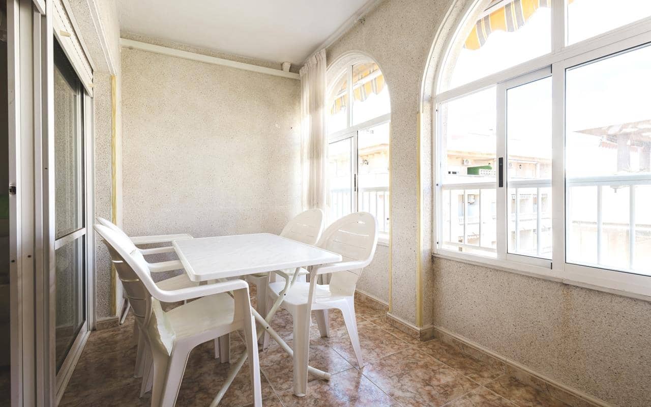 2 soveværelse Penthouse til salg i Torrevieja med garage - € 149.500 (Ref: 9283461)