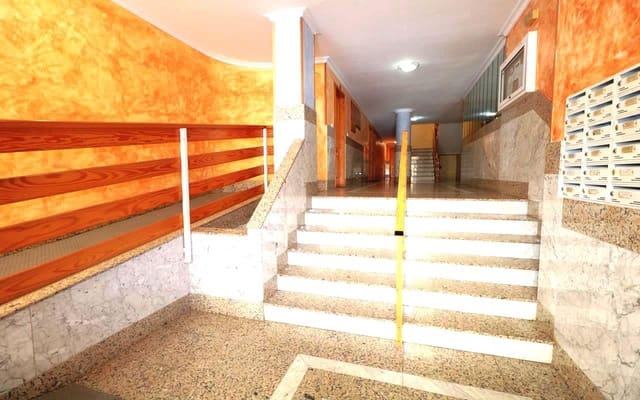 2 soverom Leilighet til salgs i Torrevieja med garasje - € 124 000 (Ref: 9285686)