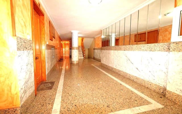 2 soverom Leilighet til salgs i Torrevieja med garasje - € 124 000 (Ref: 9285686)