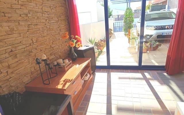 3 bedroom Townhouse for sale in Fortuna with garage - € 159,950 (Ref: 9287321)