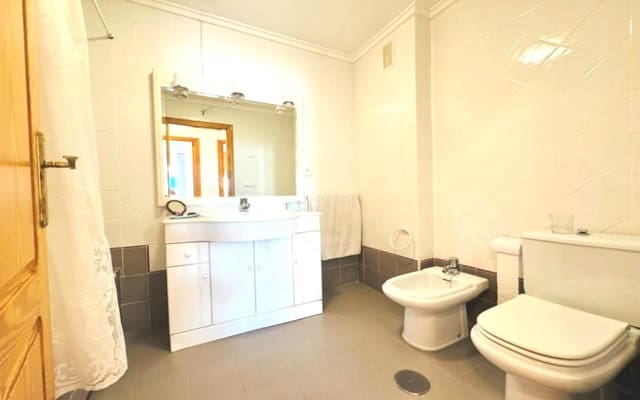 4 quarto Apartamento para venda em La Mata, Torrevieja com garagem - 340 000 € (Ref: 9287352)