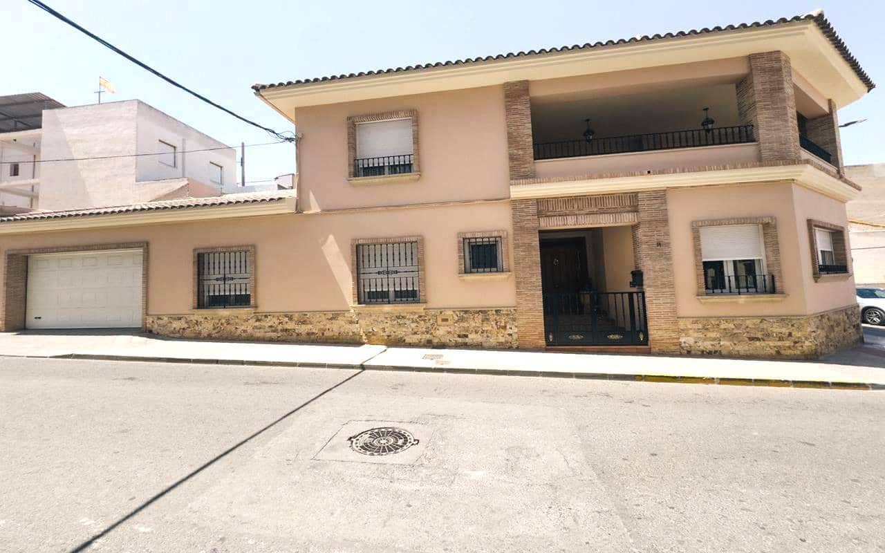 6 chambre Villa/Maison à vendre à Bigastro avec garage - 499 999 € (Ref: 9289509)