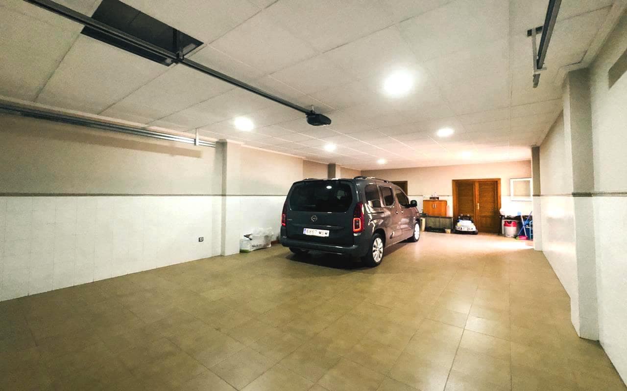 6 chambre Villa/Maison à vendre à Bigastro avec garage - 499 999 € (Ref: 9289509)