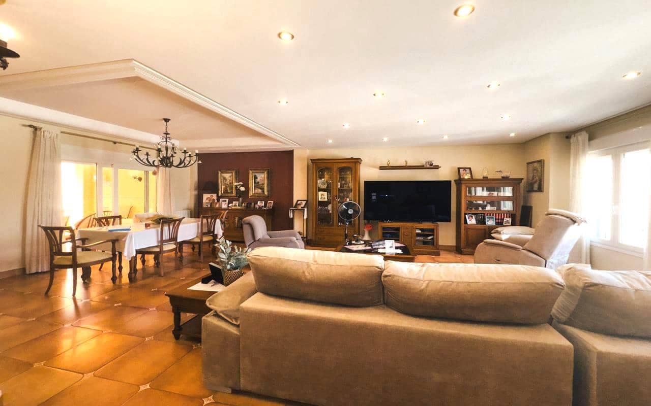 6 chambre Villa/Maison à vendre à Bigastro avec garage - 499 999 € (Ref: 9289509)