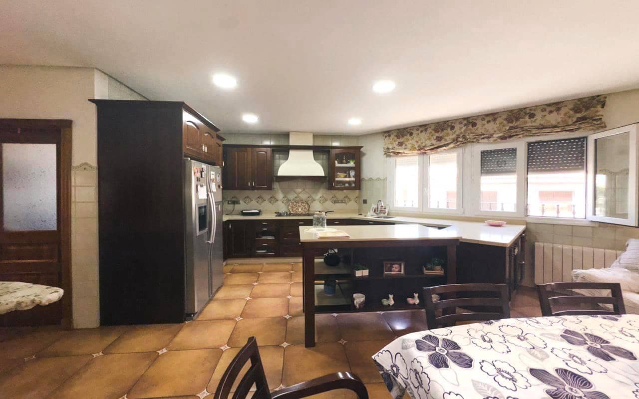 6 chambre Villa/Maison à vendre à Bigastro avec garage - 499 999 € (Ref: 9289509)