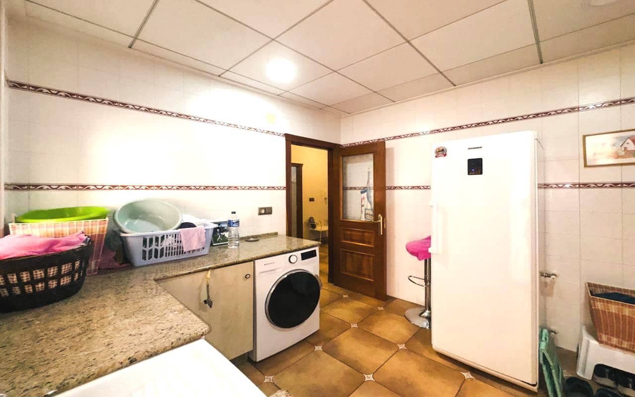 6 chambre Villa/Maison à vendre à Bigastro avec garage - 499 999 € (Ref: 9289509)