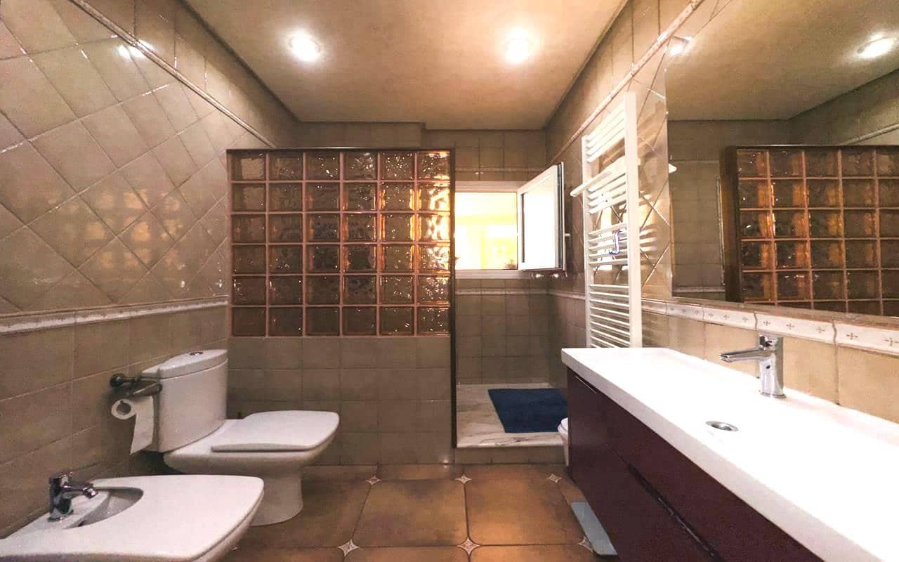 6 chambre Villa/Maison à vendre à Bigastro avec garage - 499 999 € (Ref: 9289509)