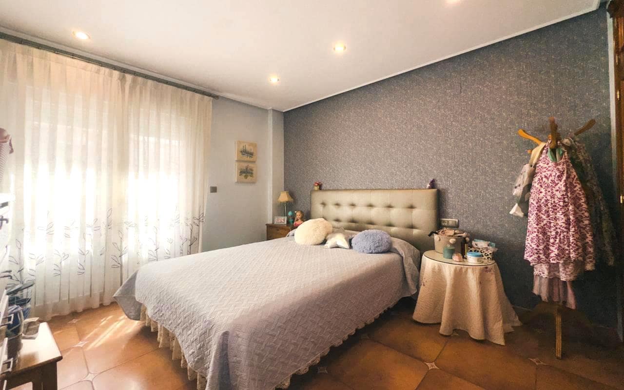 6 chambre Villa/Maison à vendre à Bigastro avec garage - 499 999 € (Ref: 9289509)