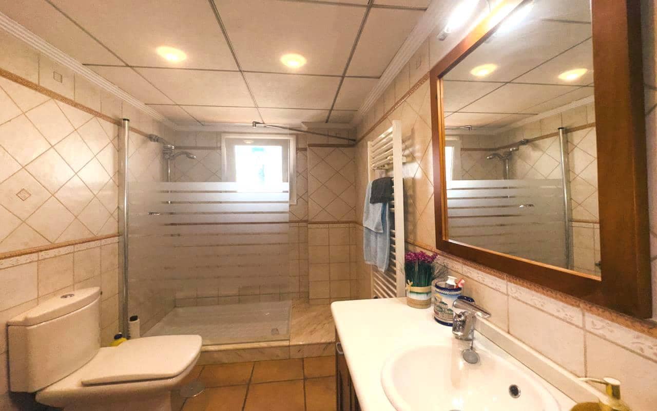 6 chambre Villa/Maison à vendre à Bigastro avec garage - 499 999 € (Ref: 9289509)