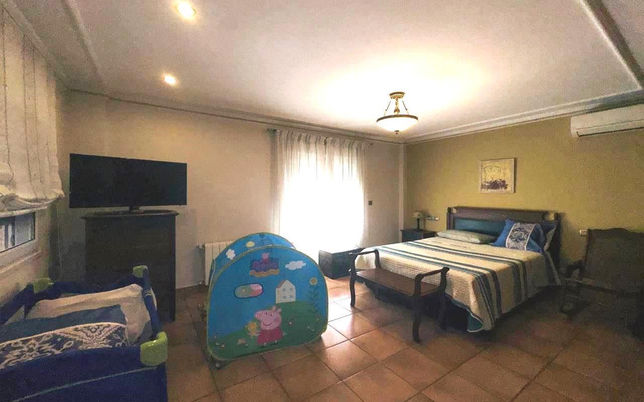 6 chambre Villa/Maison à vendre à Bigastro avec garage - 499 999 € (Ref: 9289509)