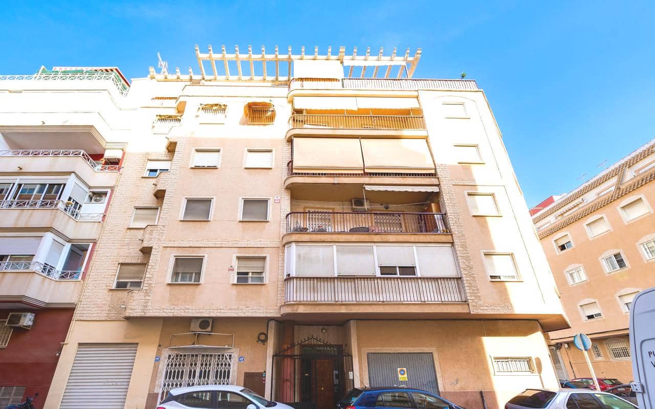 2 slaapkamer Appartement te koop in Torrevieja - € 169.500 (Ref: 9343334)