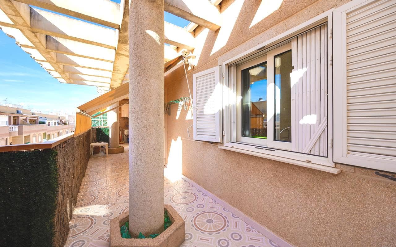 2 slaapkamer Appartement te koop in Torrevieja - € 169.500 (Ref: 9343334)