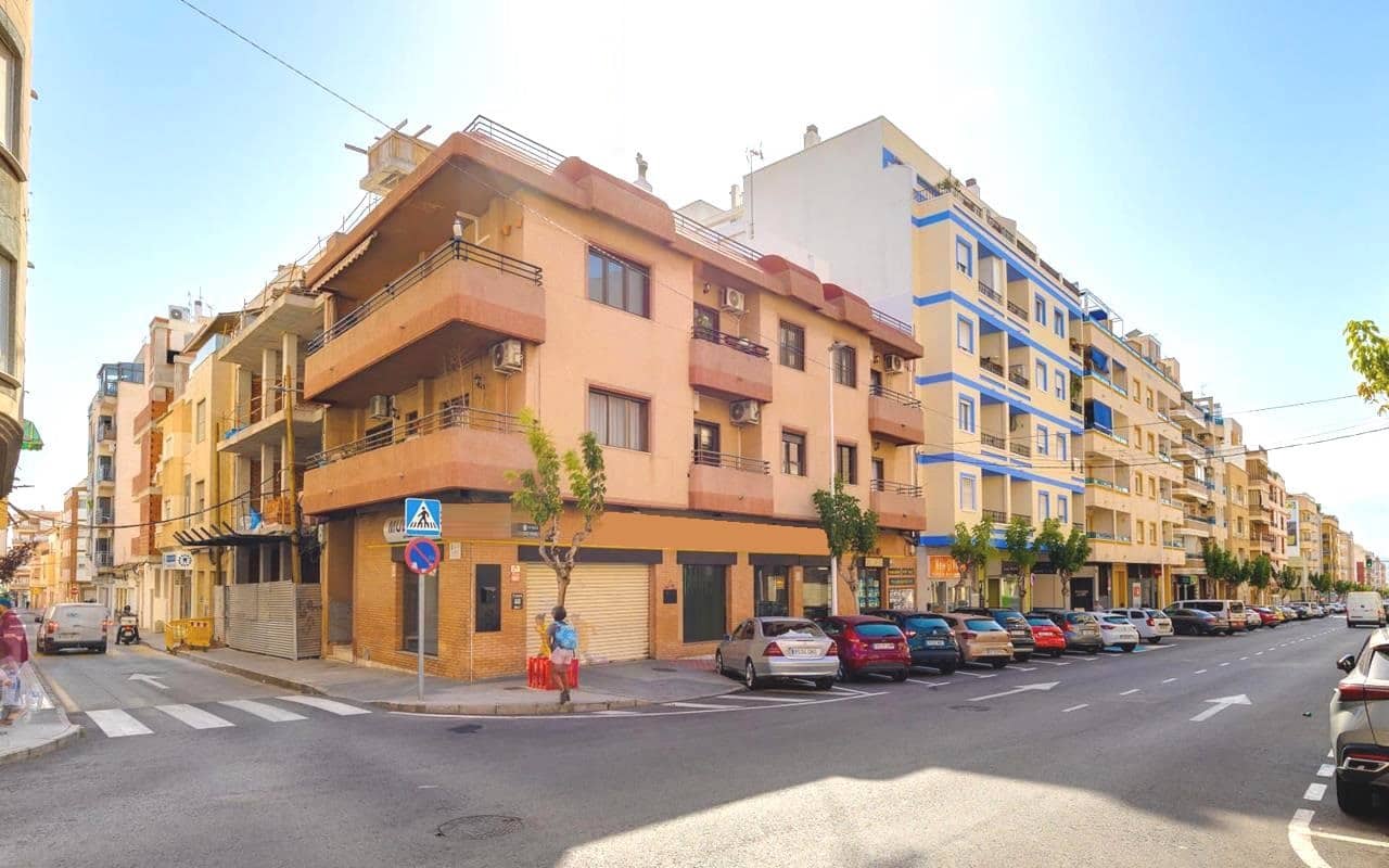 5 soveværelse Lejlighed til salg i Torrevieja - € 249.995 (Ref: 9343336)