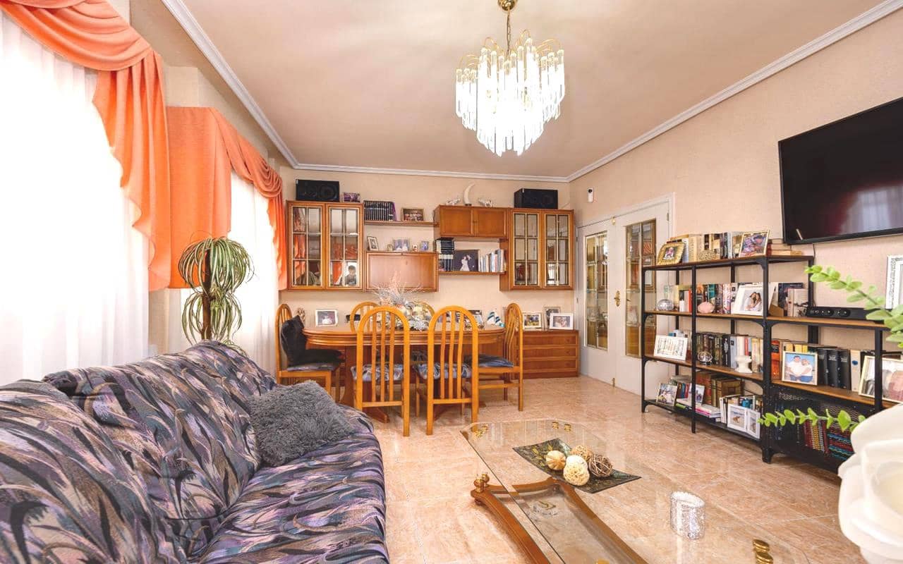 5 soveværelse Lejlighed til salg i Torrevieja - € 249.995 (Ref: 9343336)