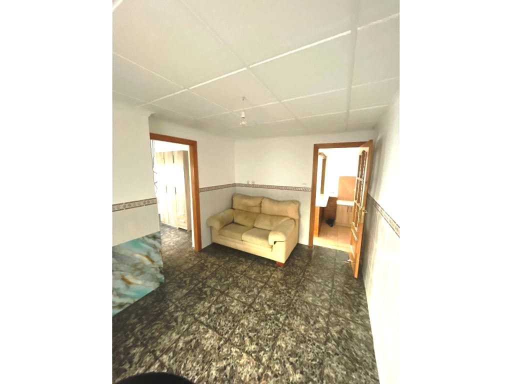 2 makuuhuone Rivitalo myytävänä paikassa Pinoso mukana 
autotalli - 86 000 € (Ref: 9343337)