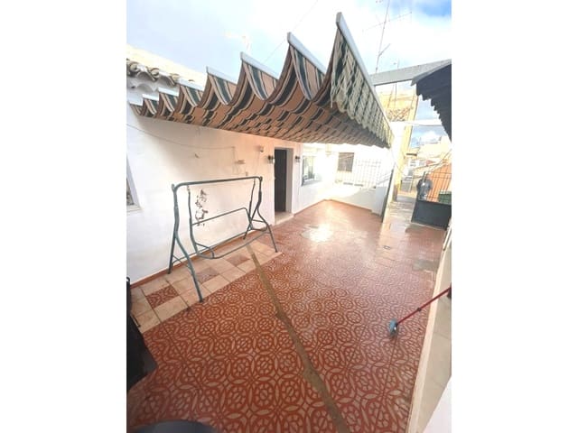 2 bedroom Terraced Villa for sale in Pinoso with garage - € 86,000 (Ref: 9343337)