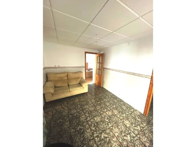 2 bedroom Terraced Villa for sale in Pinoso with garage - € 86,000 (Ref: 9343337)