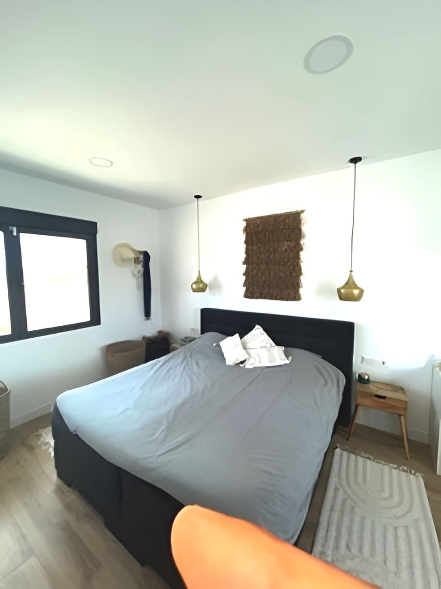 3 soveværelse Villa til salg i Pinoso med swimmingpool garage - € 460.000 (Ref: 9343339)